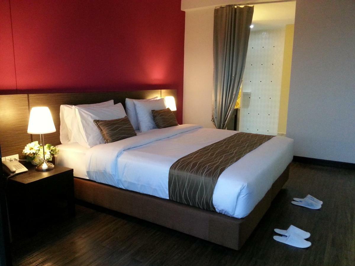 Coco View Hotel Samut Songkhram Экстерьер фото
